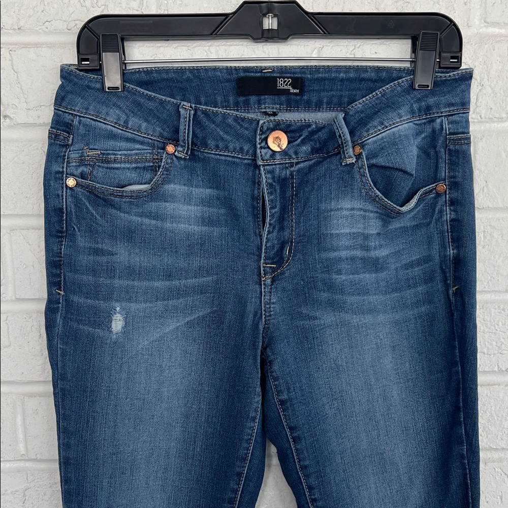1822 Denim Classic Blue Women's Jeans with Distressed Rips Size 30 - Picture 2 of 8